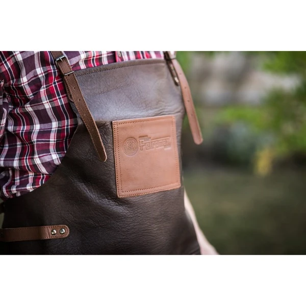 Petromax Büffelleder-Schürze Mit Gekreuztem Rückenband 8 Petromax Büffelleder-Schürze Mit Gekreuztem Rückenband – Bild 8