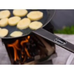 Petromax Schmiedeeiserne Pfanne SP24 -Grillzubehör Petromax Schmiedeeiserne Pfanne SP24@@9ggfpp14 2